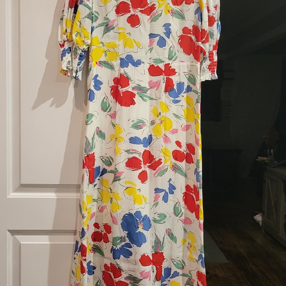 WOMENS DRESS Floral - Picture 2 of 4
